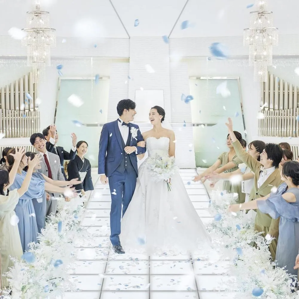 衣装・ドレス | 結婚式場は名古屋のアルカンシエル luxe mariage 衣装・ドレス | 結婚式場は名古屋のアルカンシエル luxe mariage