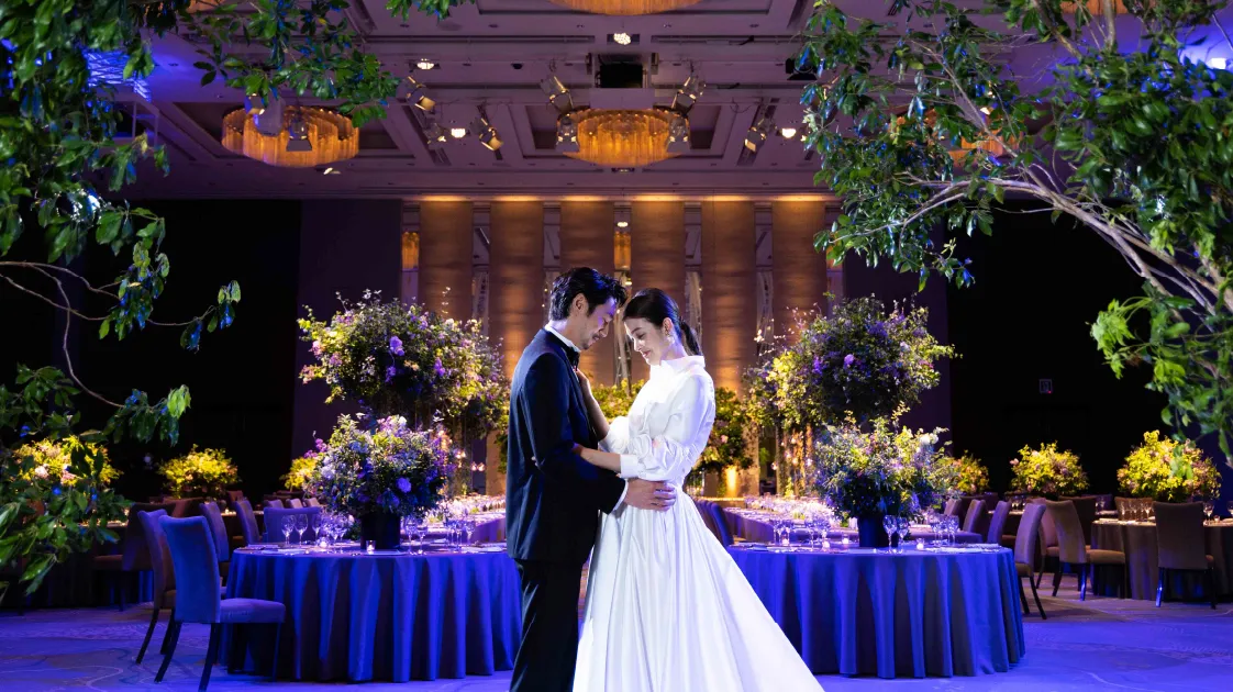 パレスホテル東京が誇るトップフラワーアーティストがおふたりの空間をプロデュース