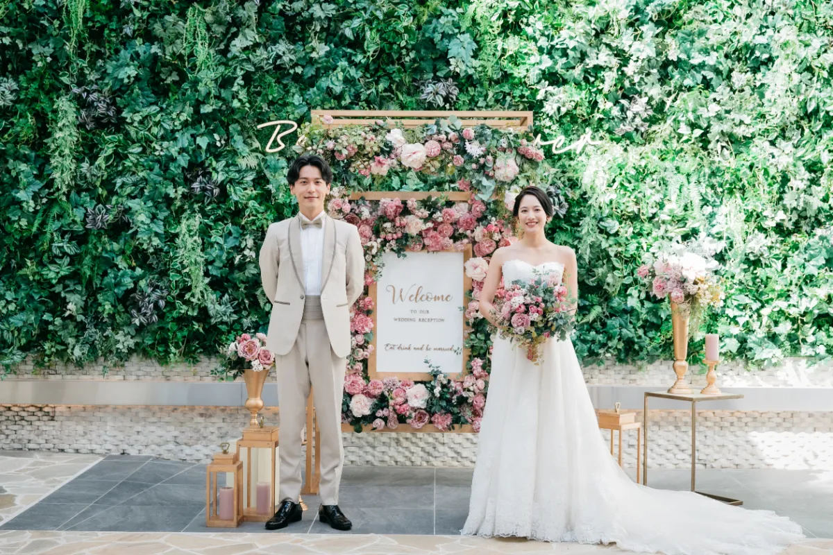 東三河最大規模のドレスサロン併設・ウェディングドレス・カラードレス常時150着