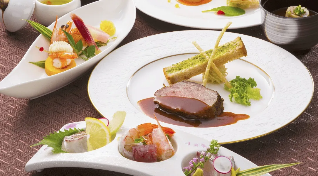 和洋折衷なコース料理
