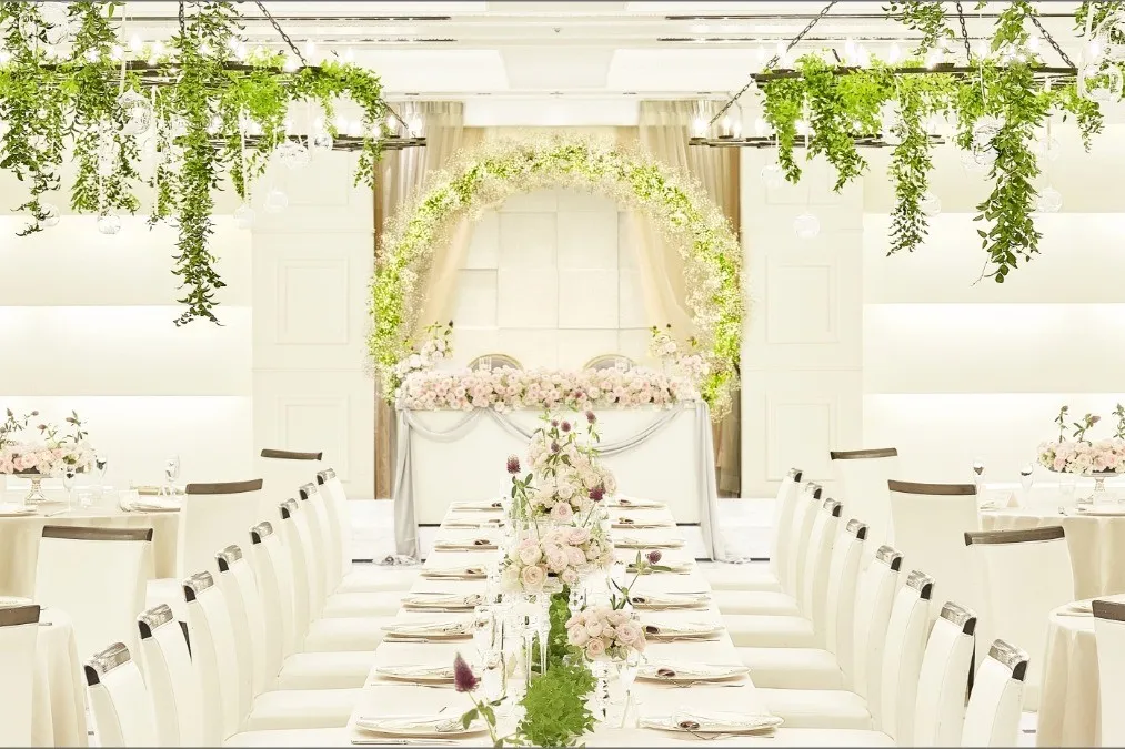 ロイヤルチェスター長崎の披露宴会場｜20名から300名対応のバンケット