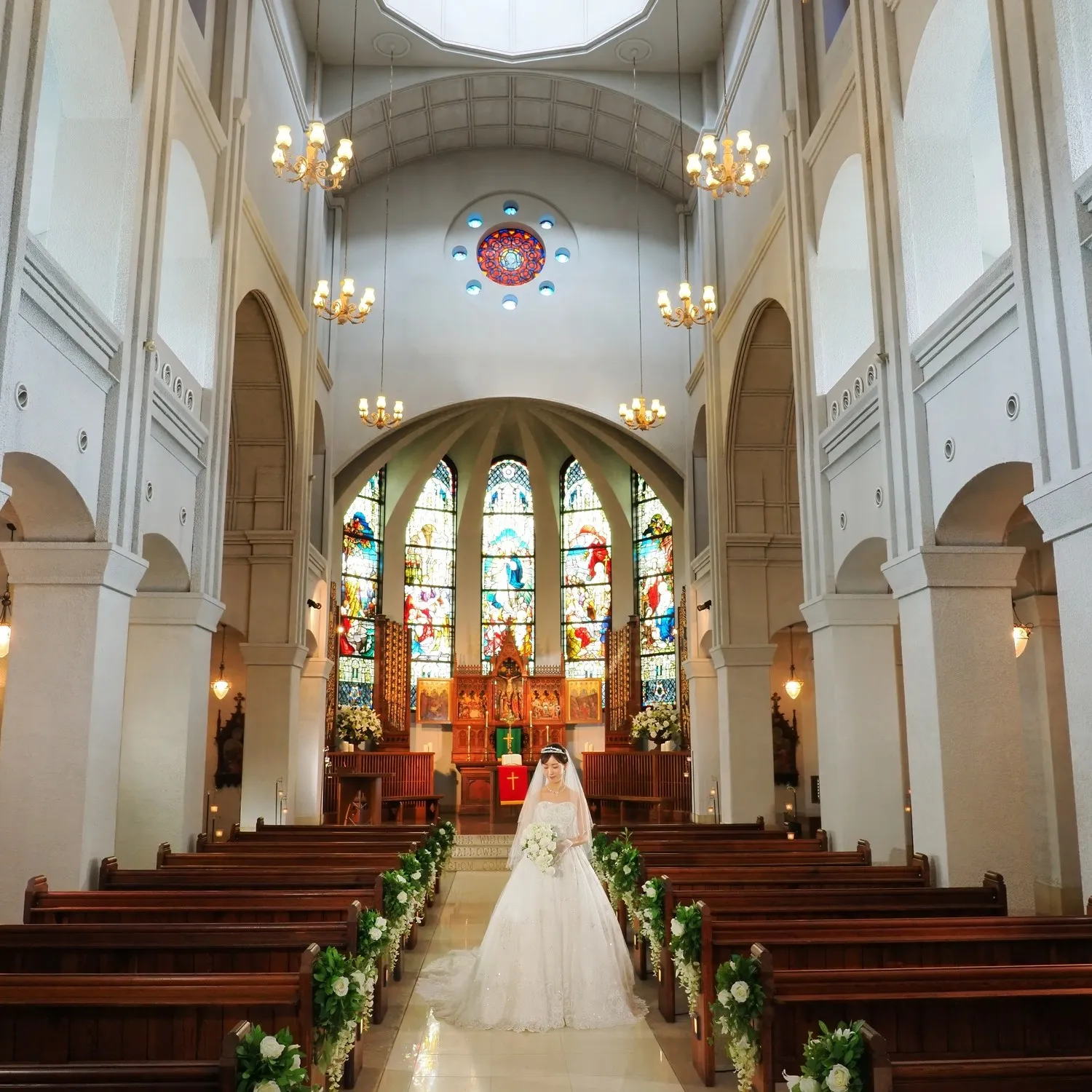 大聖堂｜【公式】ラヴィーナ和歌山～和歌山で叶う おもてなし