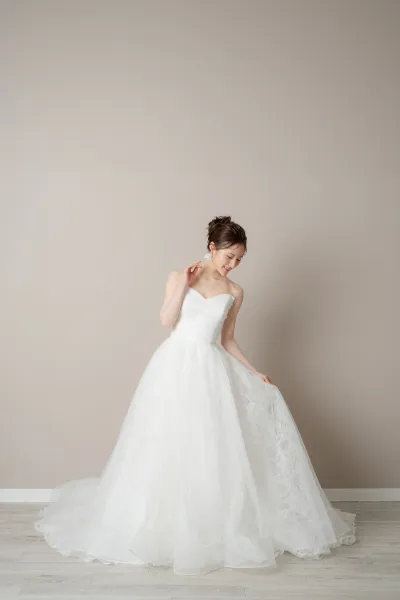 dress by N｜N Wedding（エヌウェディング）