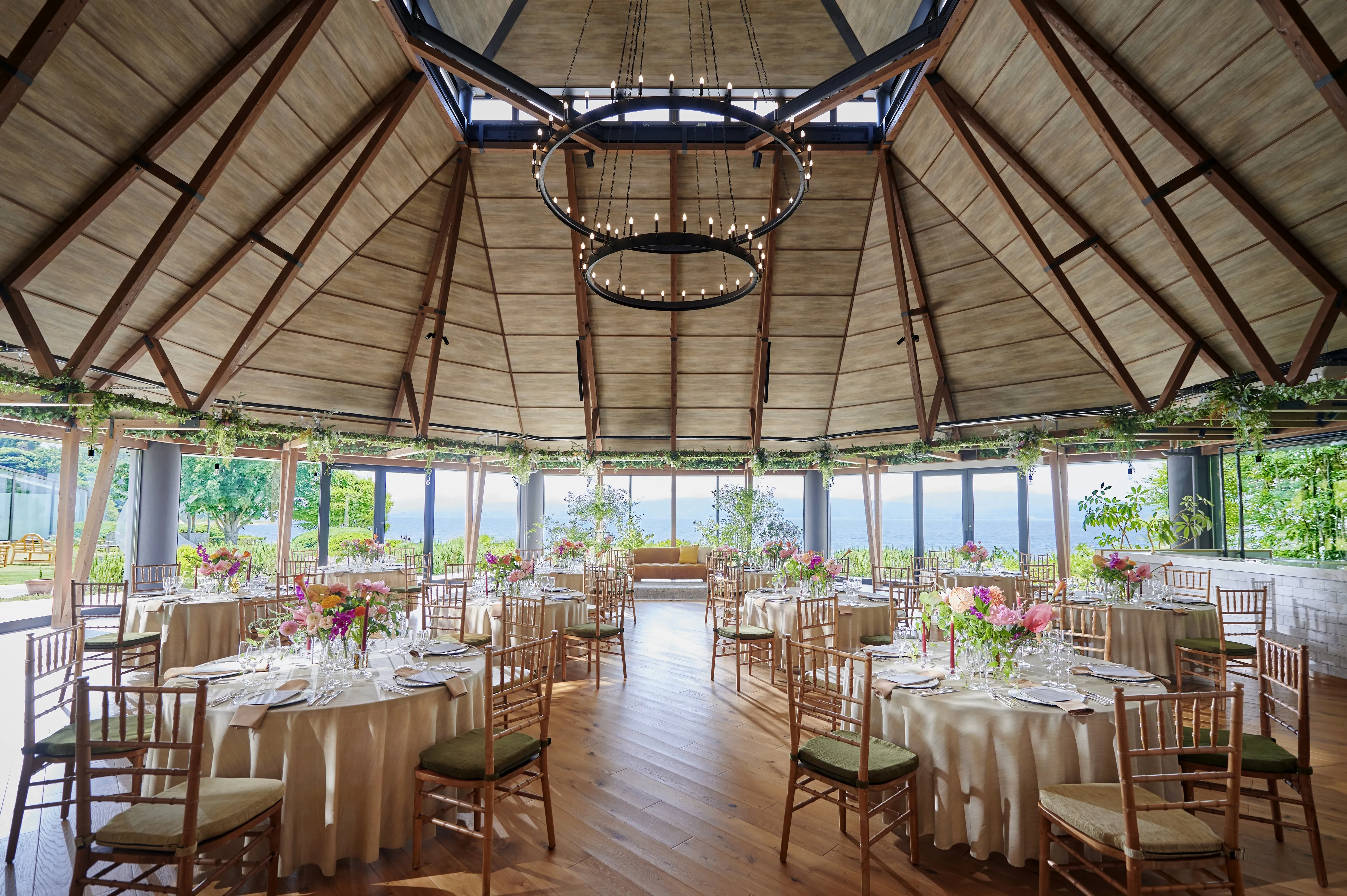 館内案内 | 松江イングリッシュガーデンの結婚式場【公式】コリドール