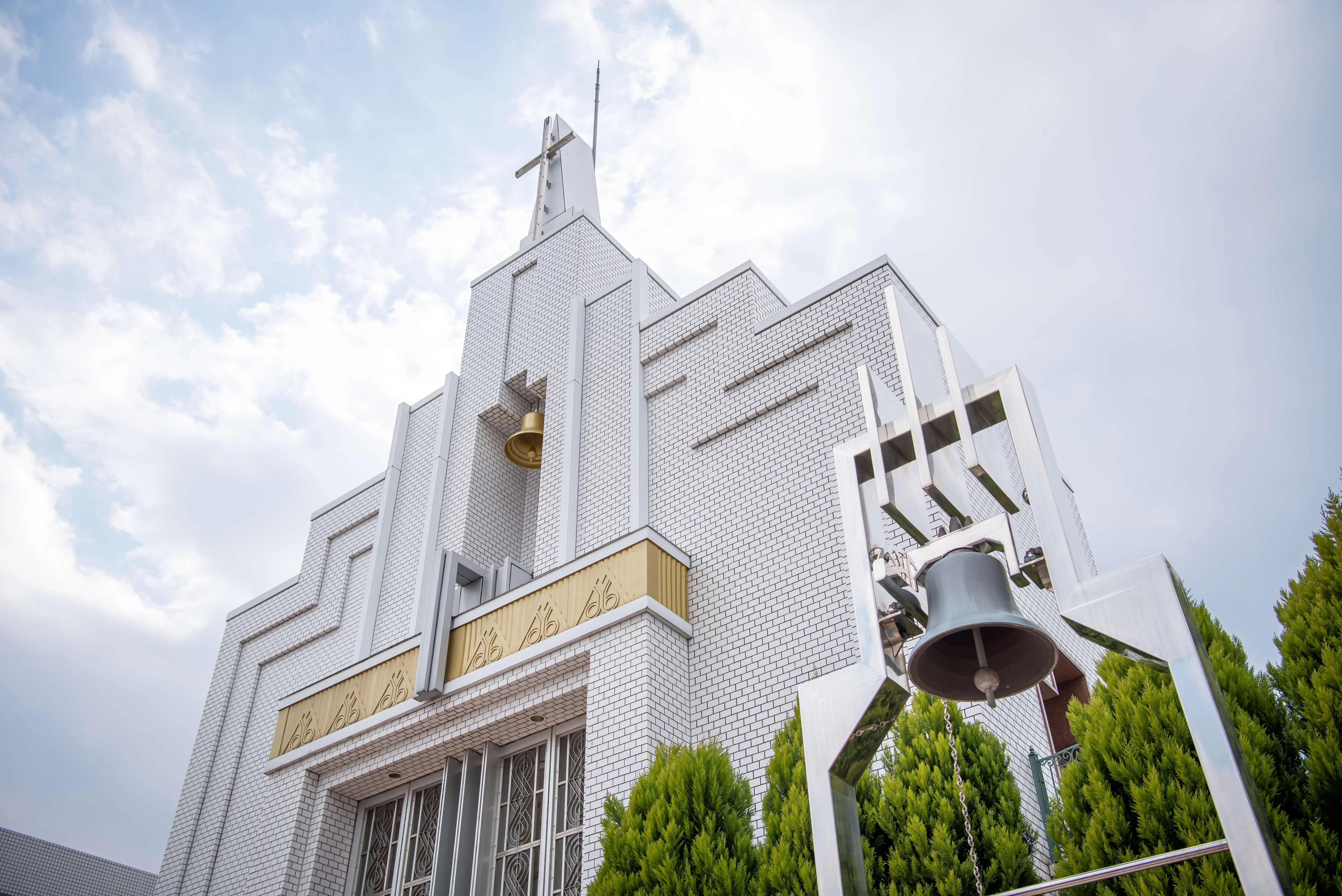 チャペル | 【公式】香川県宇多津町の結婚式場│瀬戸内海を一望できる