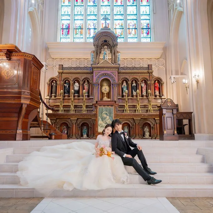 公式】アンジェリカノートルダム｜大阪のステンドグラス結婚式場